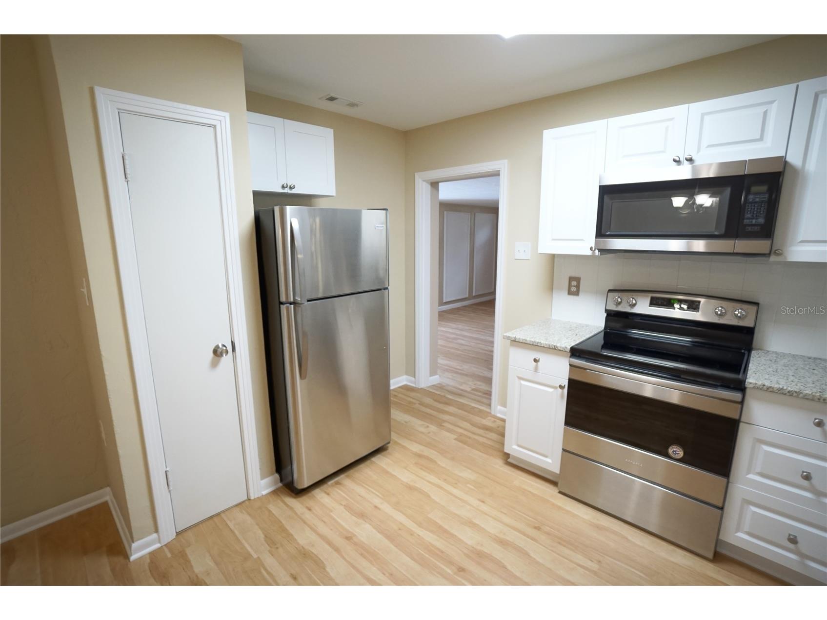 1424 E Park Circle Tampa FL 33604 TB8465497 image15