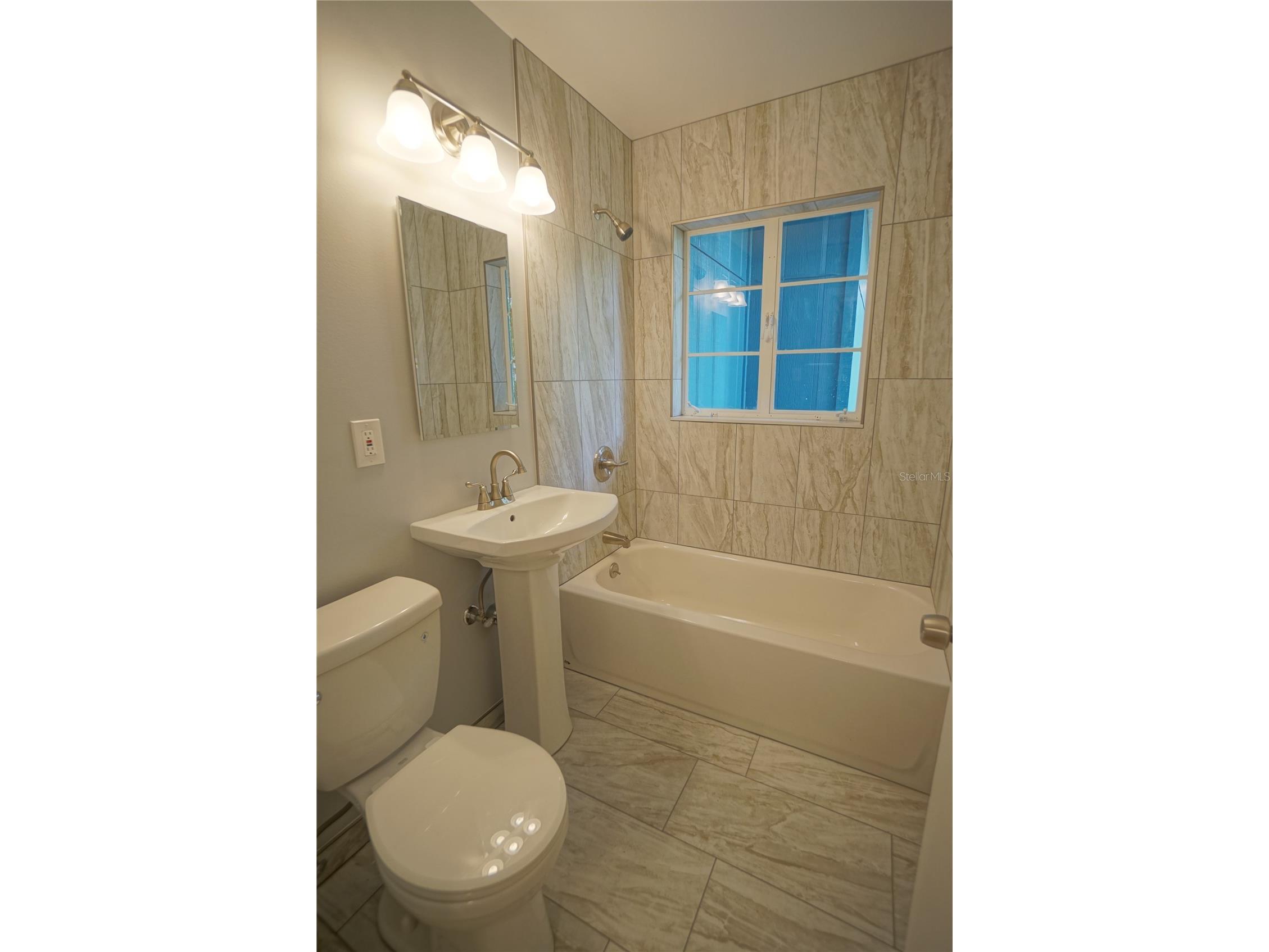 1424 E Park Circle Tampa FL 33604 TB8465497 image21