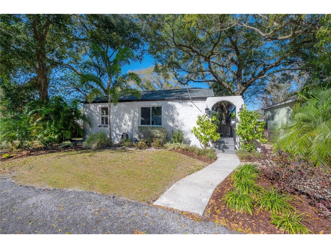 1424 E Powhatan Avenue Tampa FL 33604 T3503311 image1