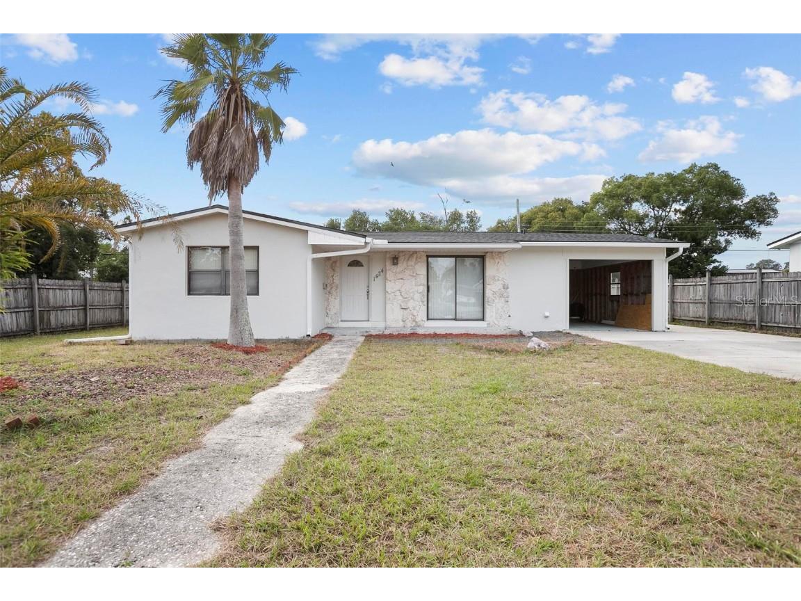 1424 Hartley Avenue Deltona FL 32725 V4933729 image1