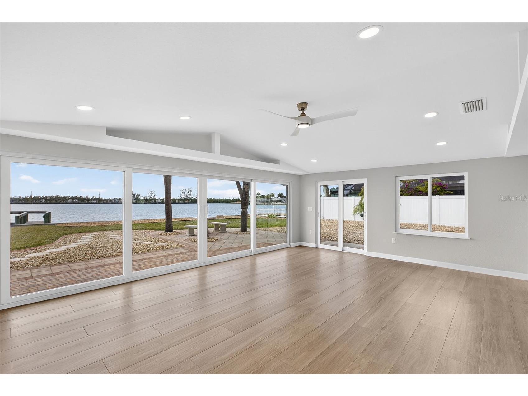 1424 Lemon Bay Drive Englewood FL 34223 - LEMON BAY D6146872 image12