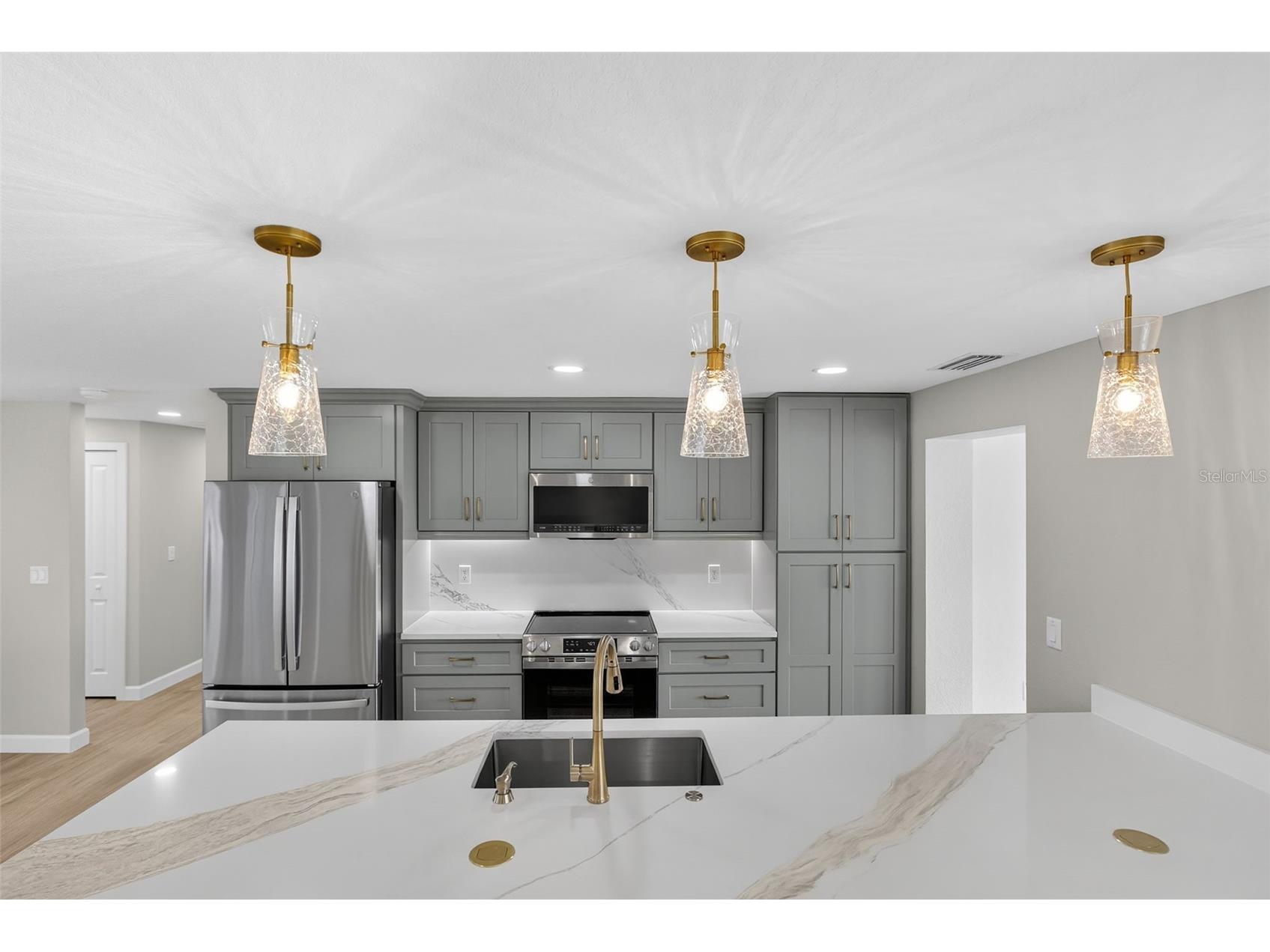1424 Lemon Bay Drive Englewood FL 34223 - LEMON BAY D6146872 image16