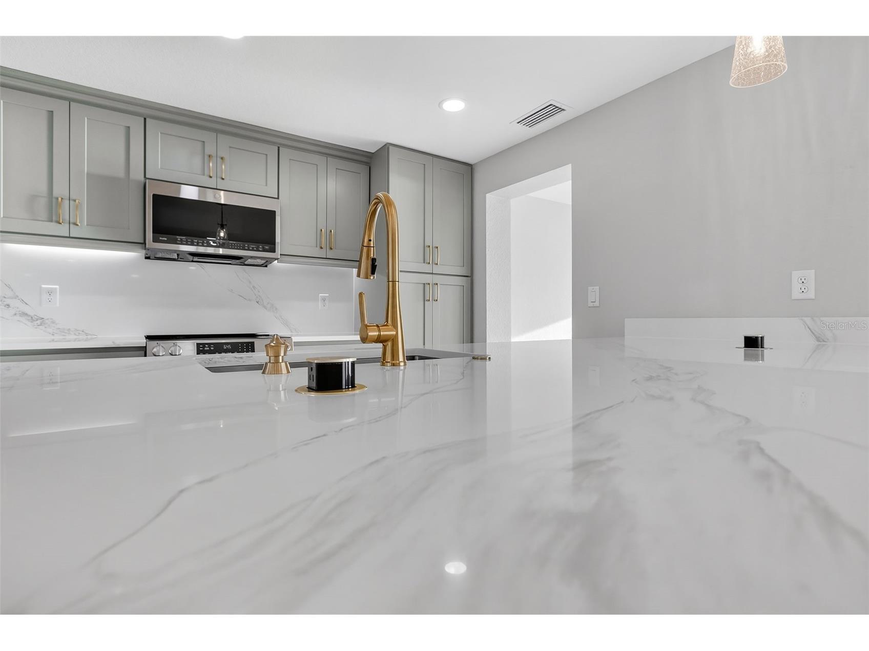 1424 Lemon Bay Drive Englewood FL 34223 - LEMON BAY D6146872 image20