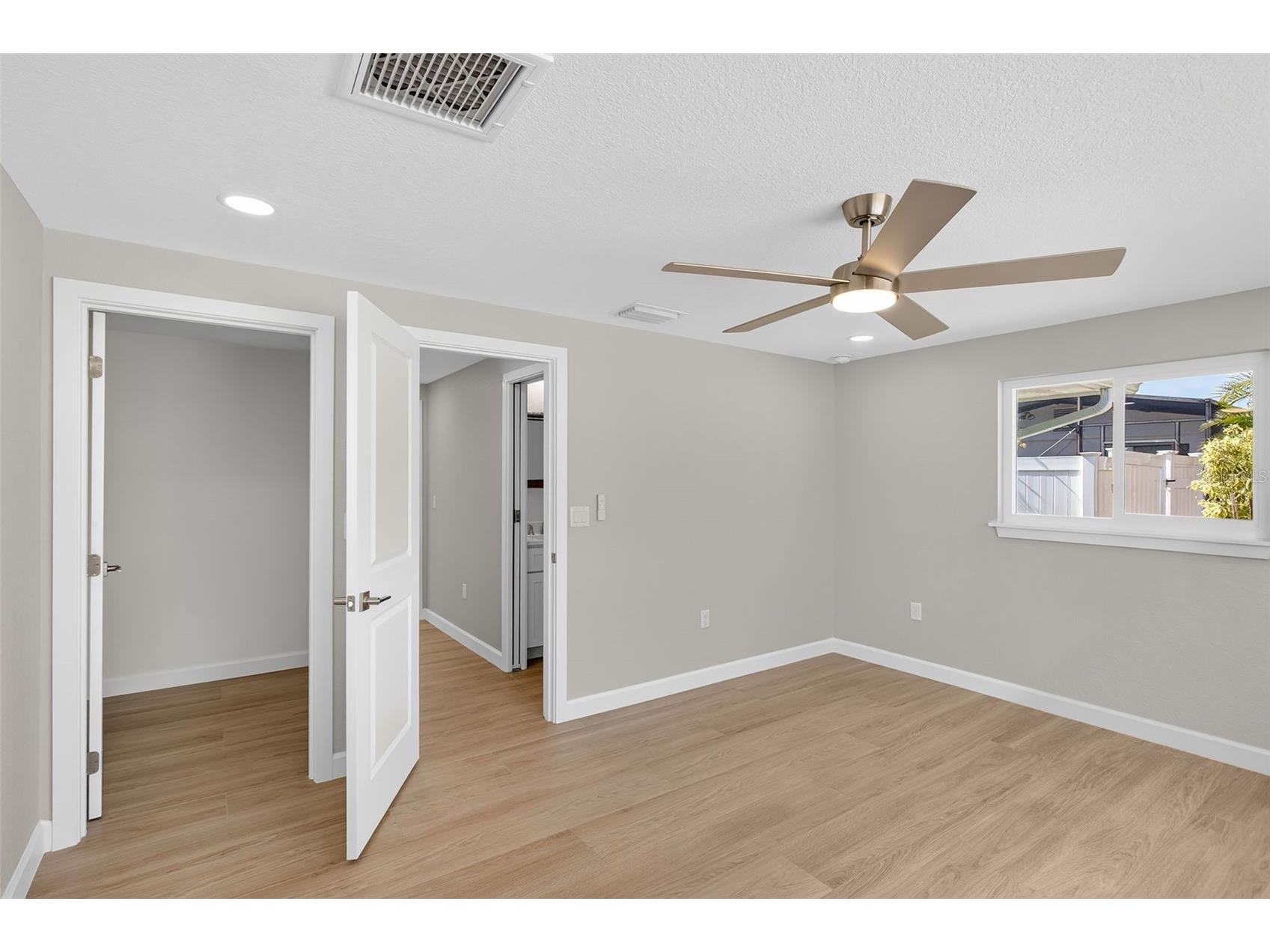 1424 Lemon Bay Drive Englewood FL 34223 - LEMON BAY D6146872 image60