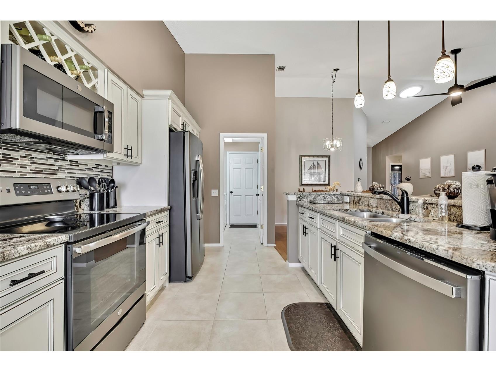 1424 Pinewood Hills Court Spring Hill FL 34606 TB8473176 image16