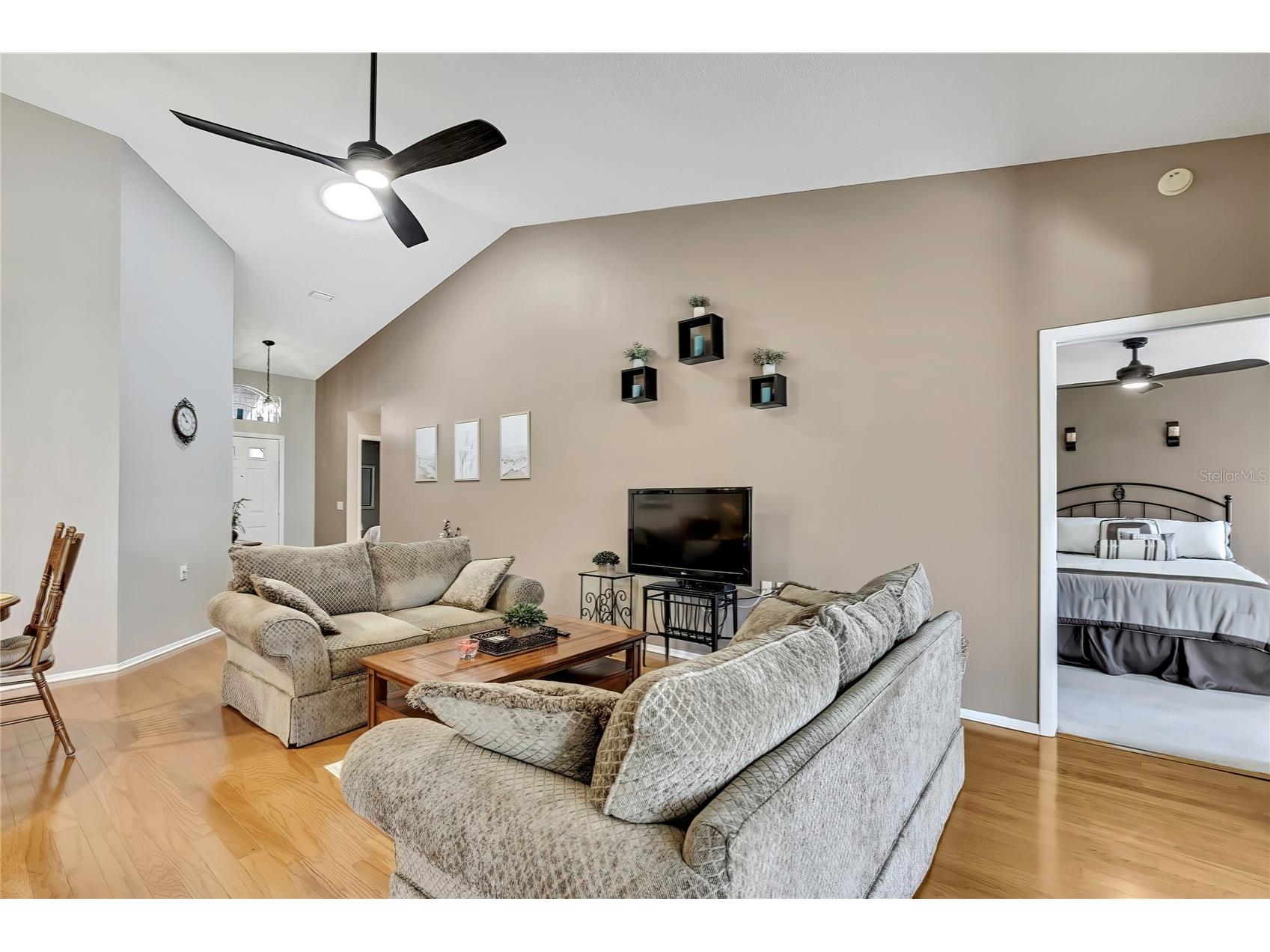 1424 Pinewood Hills Court Spring Hill FL 34606 TB8473176 image5