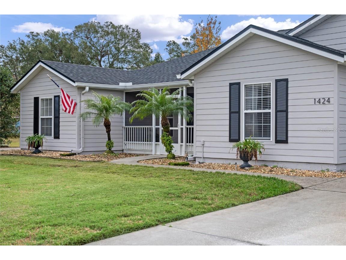 1424 Saffron Trail Deland FL 32724 V4939988 image1