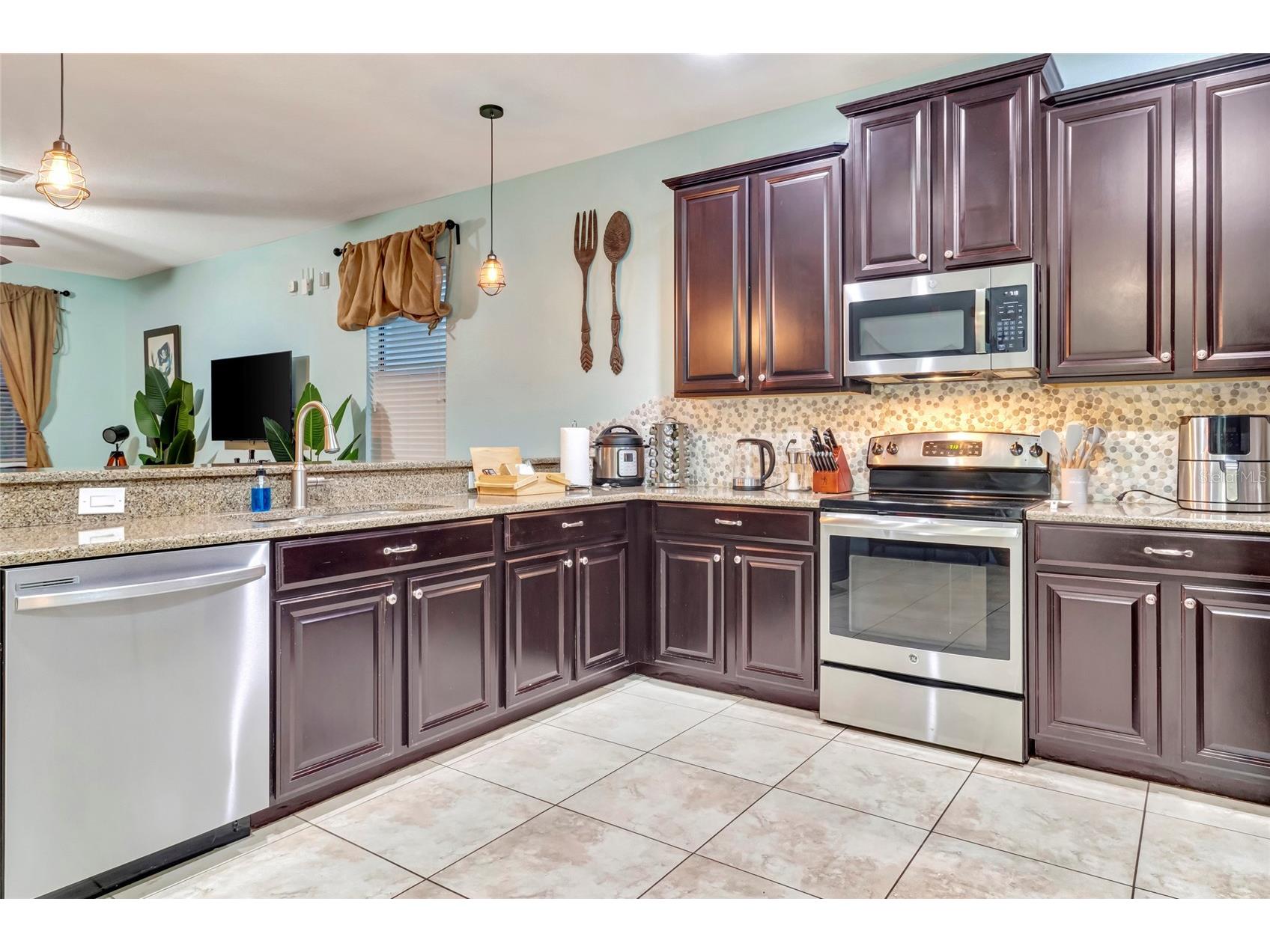 1424 Wexford Way Davenport FL 33896 G5107715 image10