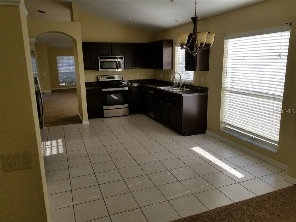 1424 Wylie Court Wesley Chapel FL 33543 TB8506021 image1