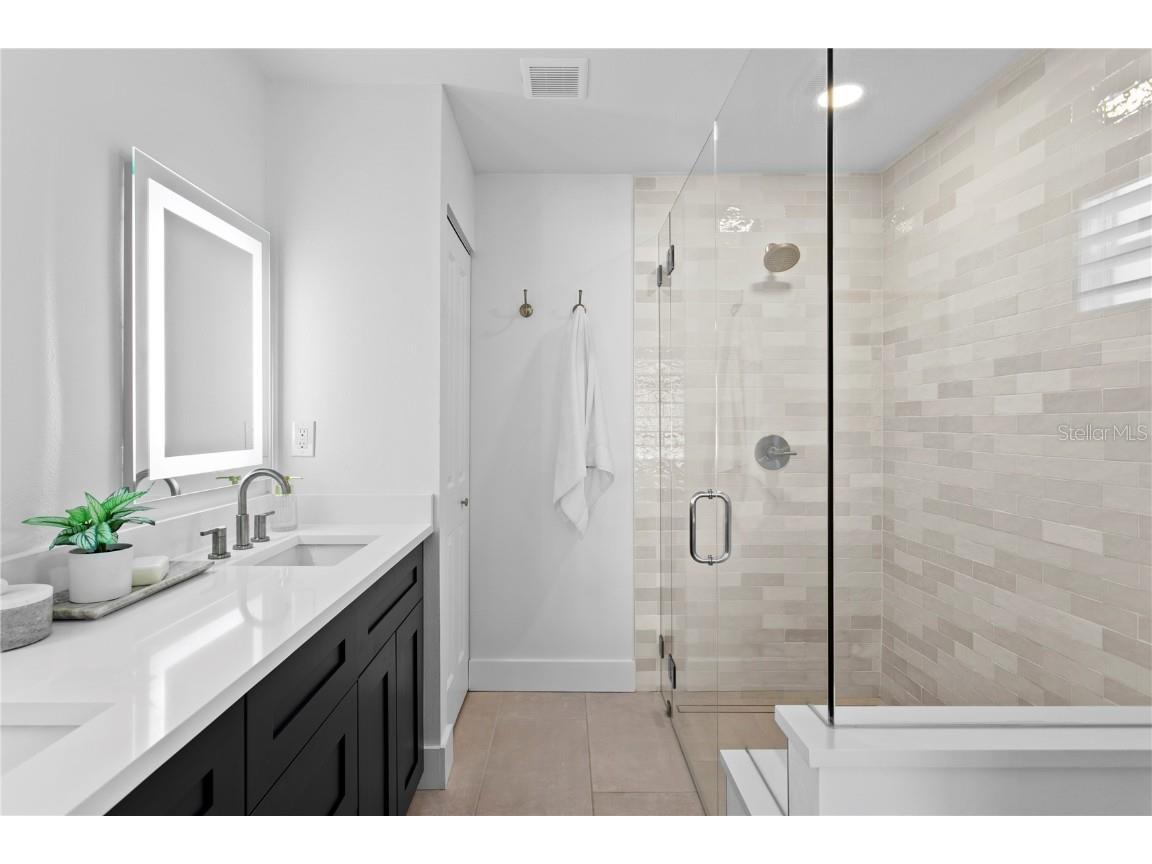 1425 50th Avenue NE Saint Petersburg FL 33703 - TAMPA BAY TB8445922 image22