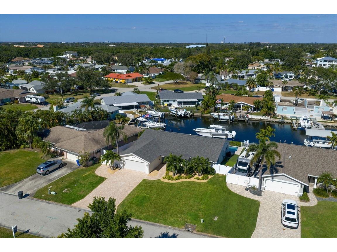 1425 50th Avenue NE Saint Petersburg FL 33703 - TAMPA BAY TB8445922 image38