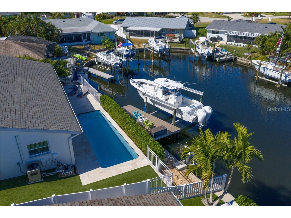 1425 50th Avenue NE Saint Petersburg FL 33703 - TAMPA BAY TB8445922 image57