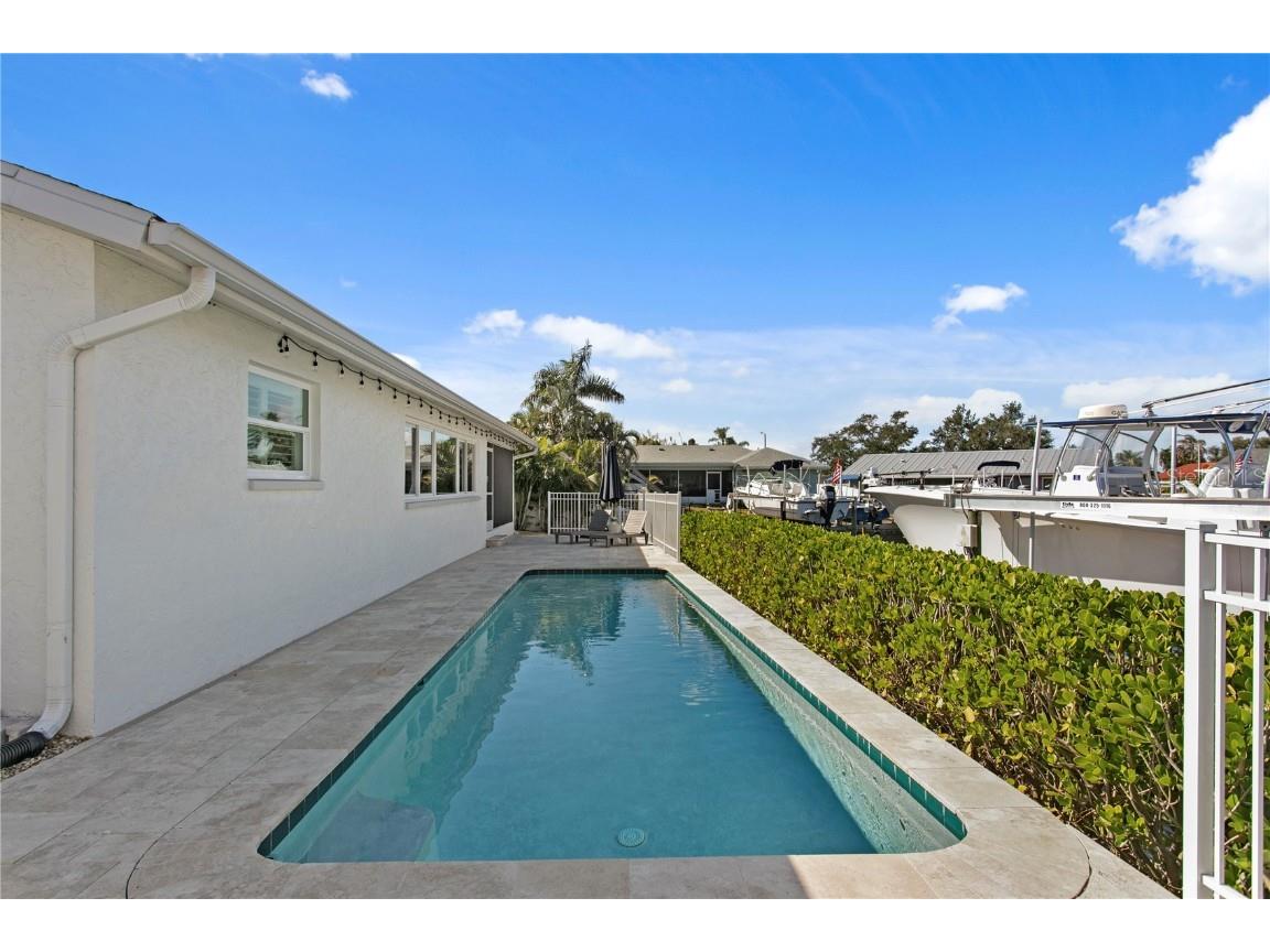 1425 50th Avenue NE Saint Petersburg FL 33703 - TAMPA BAY TB8445922 image72