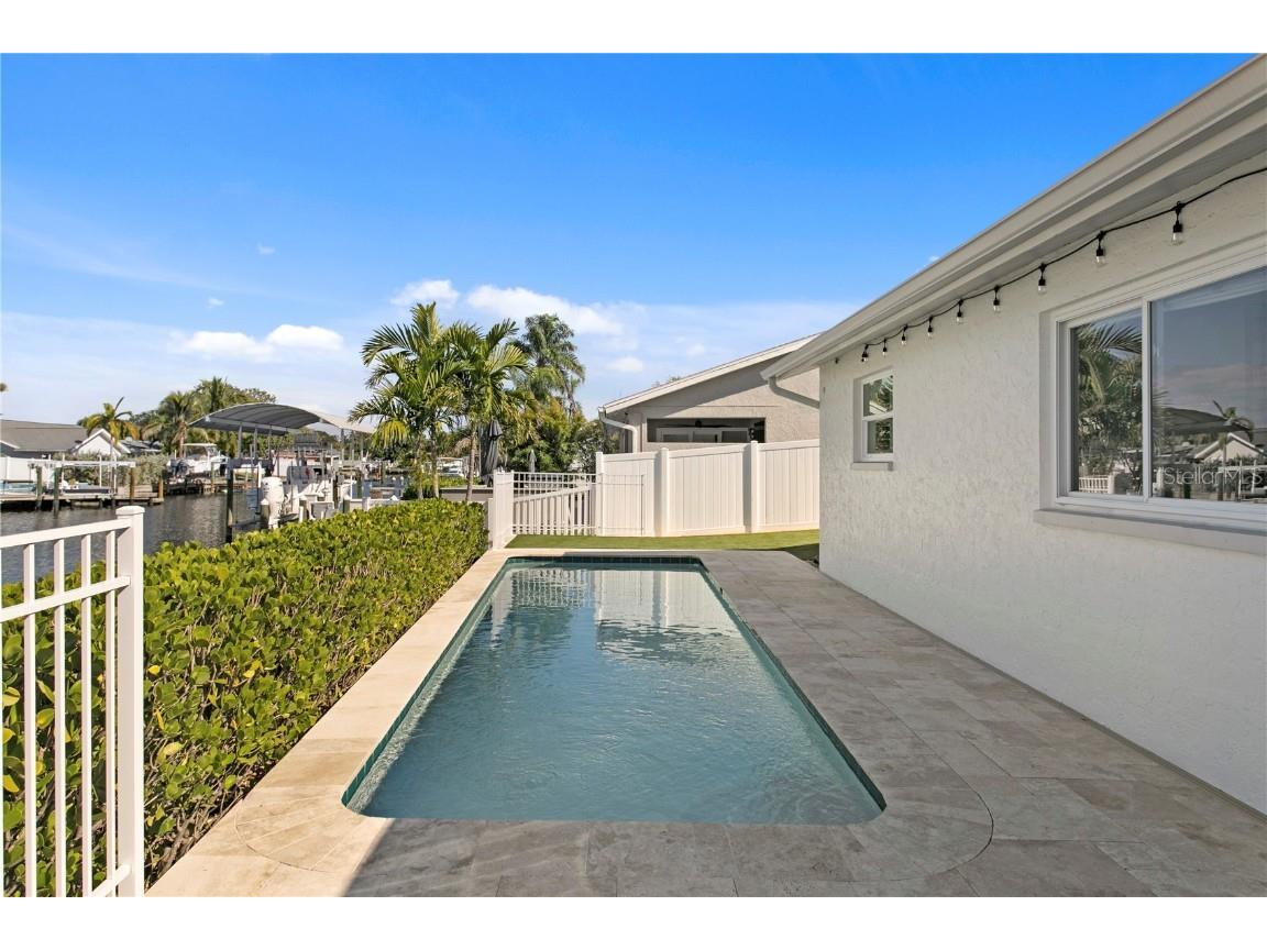 1425 50th Avenue NE Saint Petersburg FL 33703 - TAMPA BAY TB8445922 image85