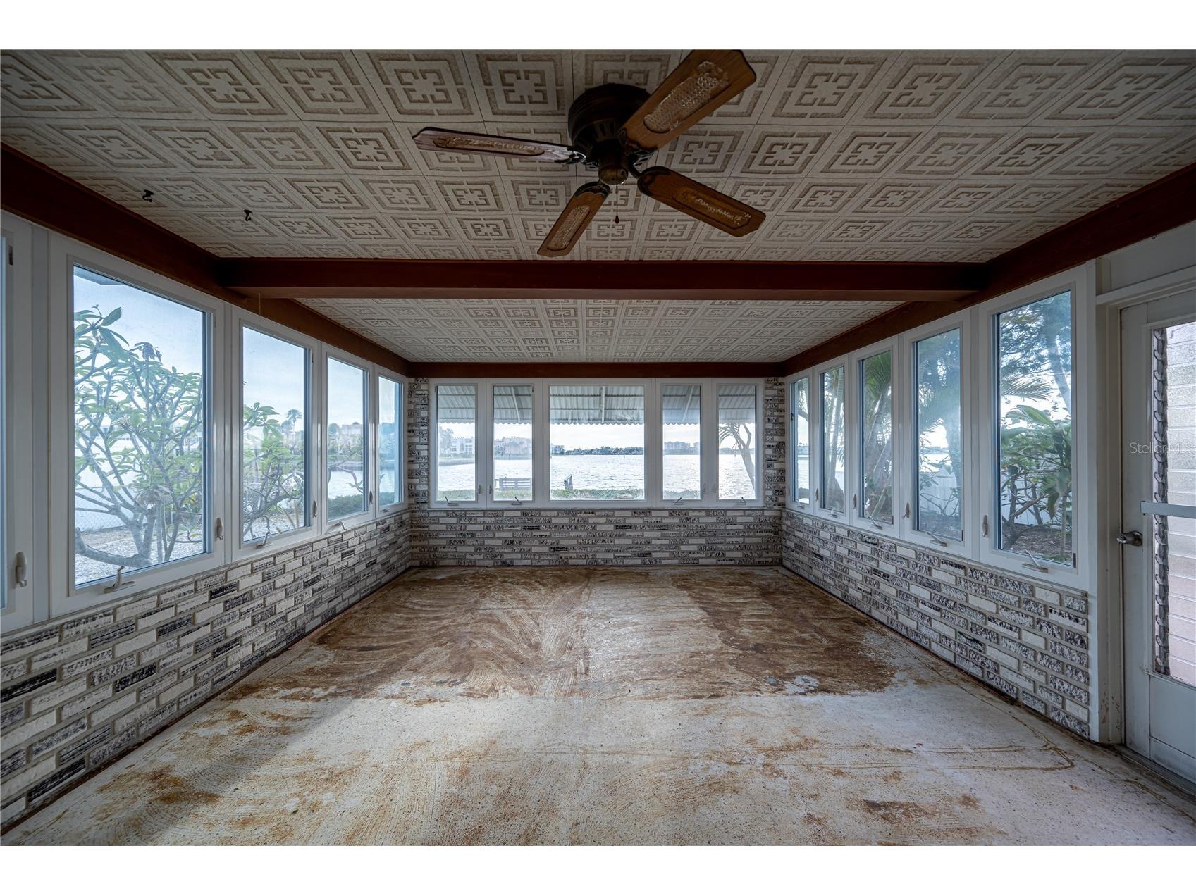 1425 Corey Way S South Pasadena FL 33707 TB8474553 image13