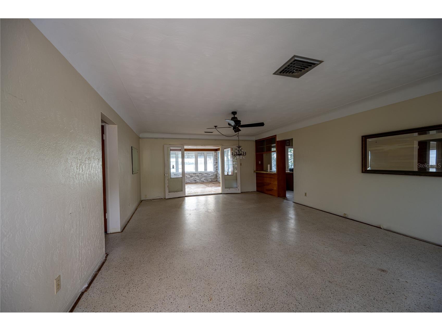 1425 Corey Way S South Pasadena FL 33707 TB8474553 image16