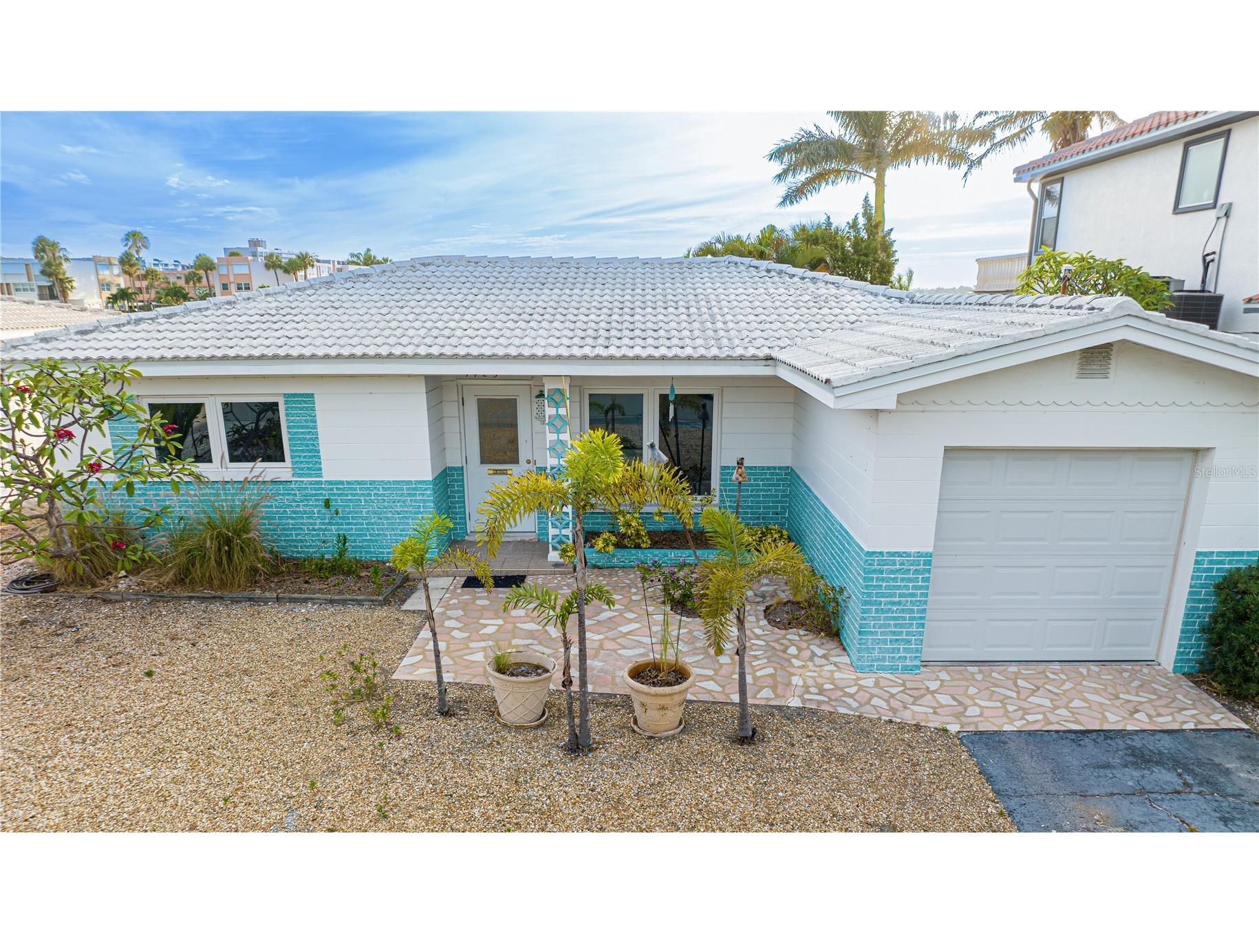 1425 Corey Way S South Pasadena FL 33707 TB8474553 image2