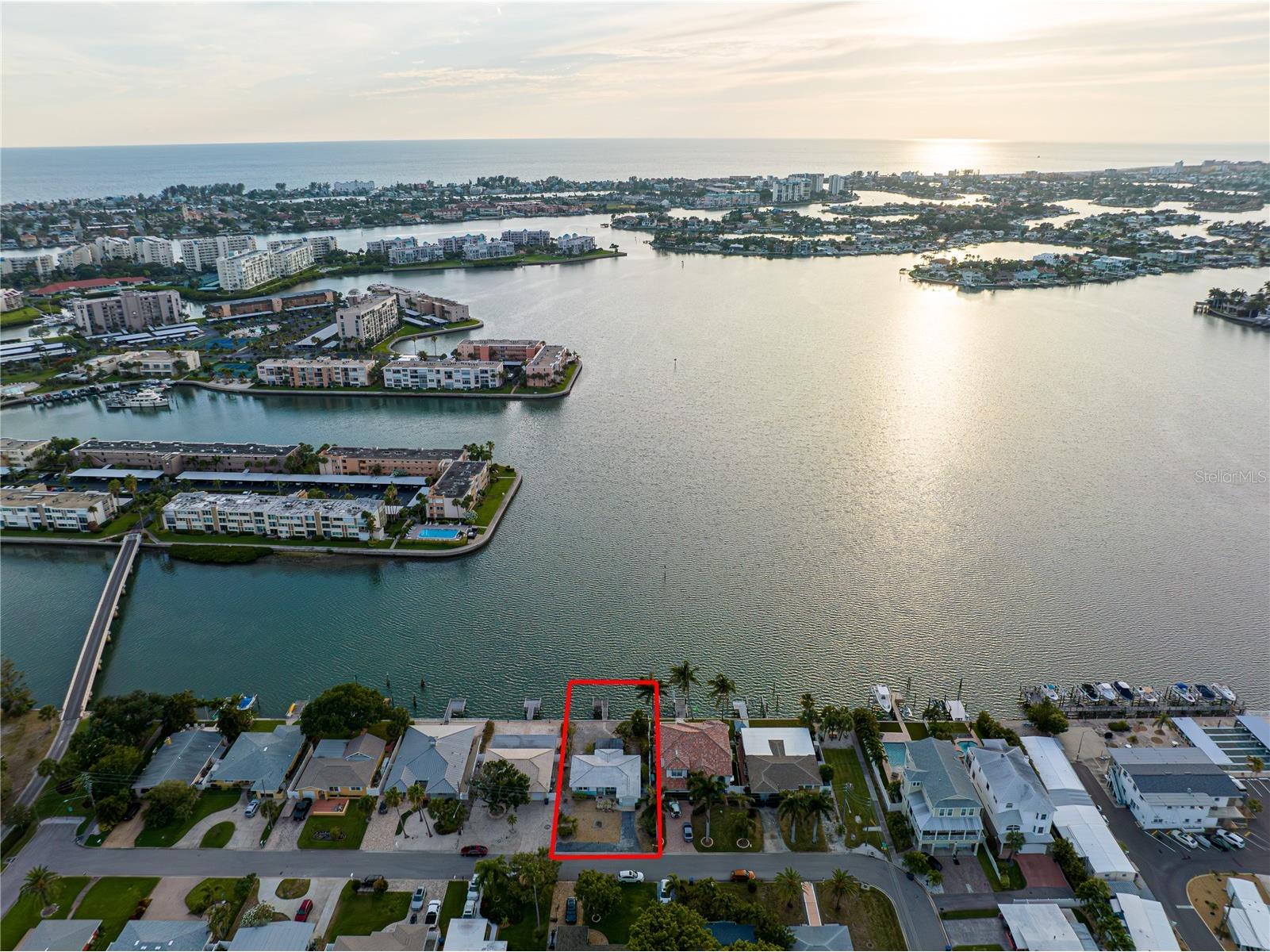 1425 Corey Way S South Pasadena FL 33707 TB8474553 image26