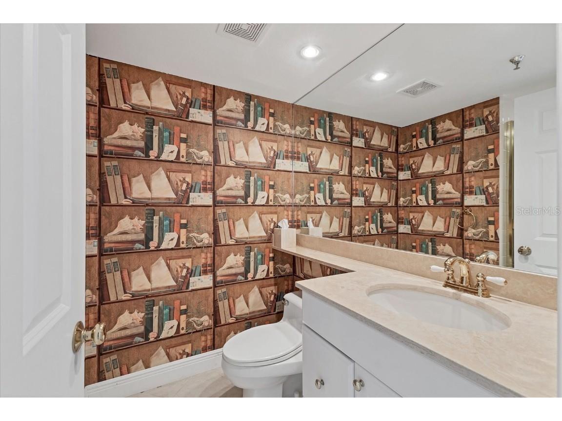 1425 Gulf Of Mexico Drive #208 Longboat Key FL 34228 - GULF A4671888 image25