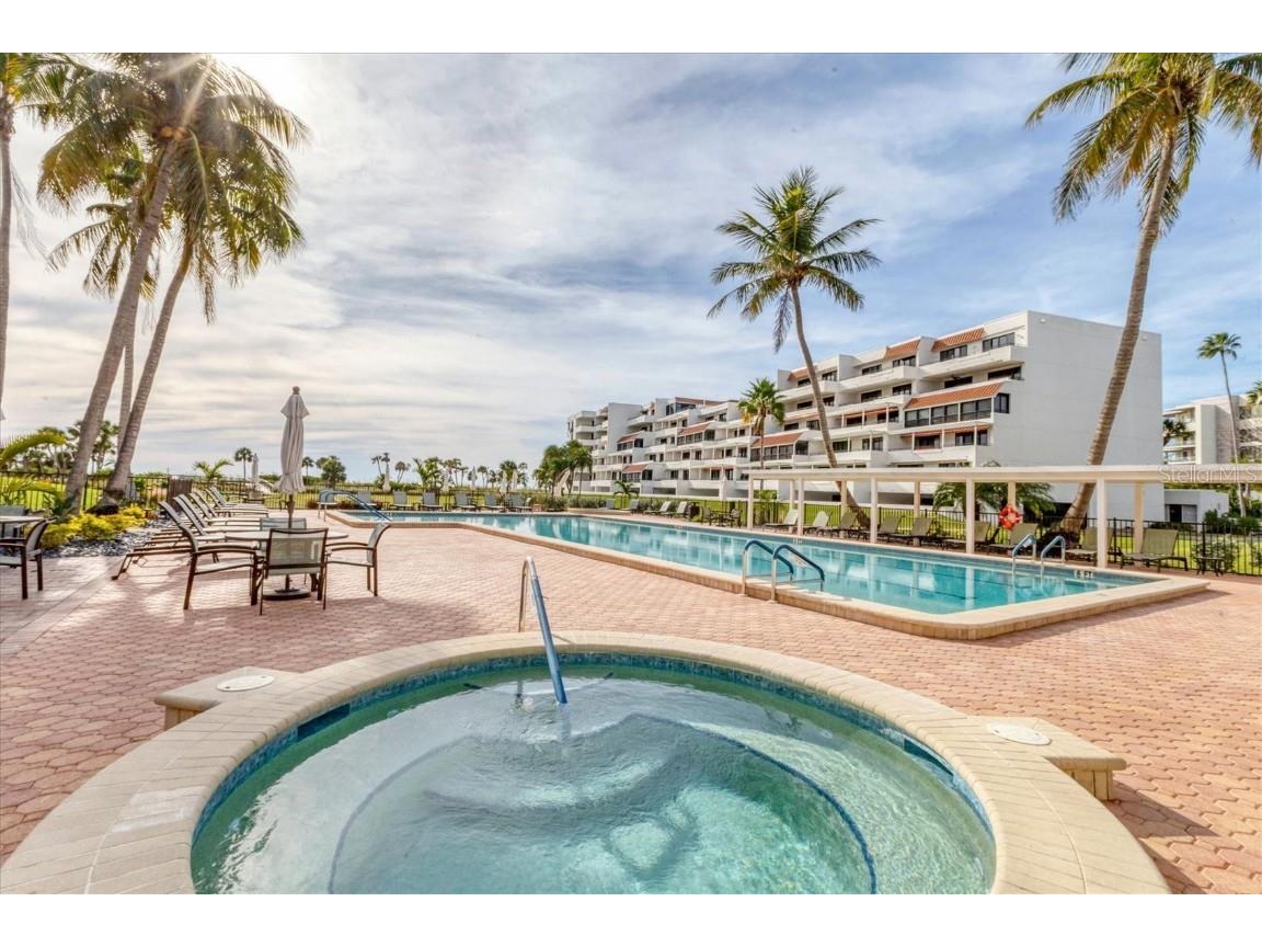 1425 Gulf Of Mexico Drive #208 Longboat Key FL 34228 - GULF A4671888 image35