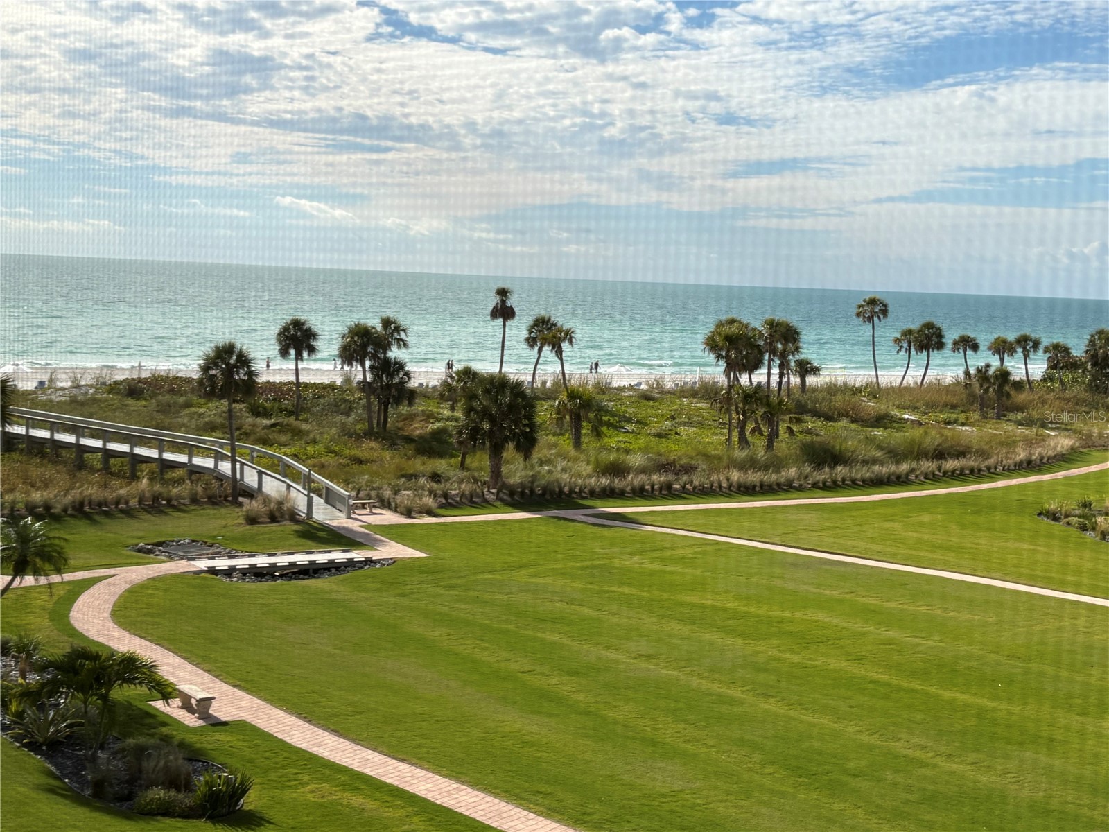 1425 Gulf Of Mexico Drive #308 Longboat Key FL 34228 A4676606 image1