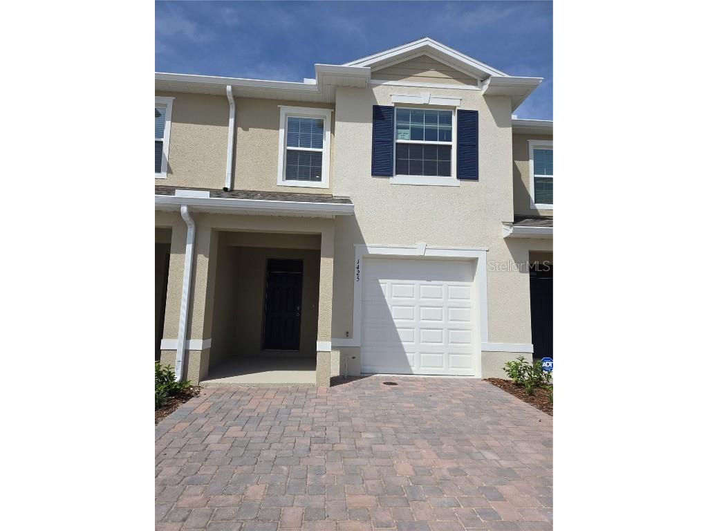 1425 Isleta Loop Kissimmee FL 34741 S5109347 image1