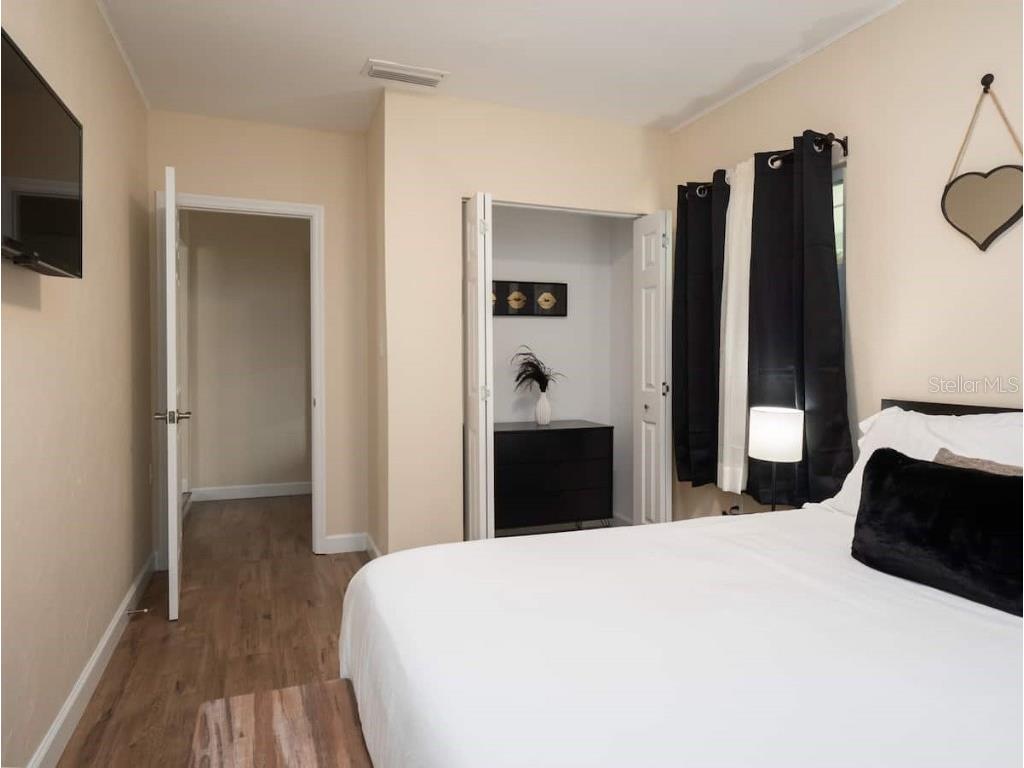 1425 NE 13th Street Gainesville FL 32601 O6329975 image8