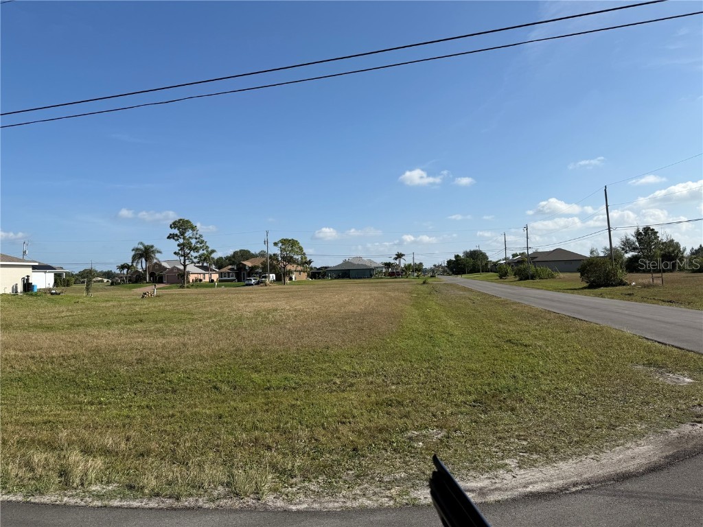 1425 NW 31st Place Cape Coral FL 33993 C7502758 image1