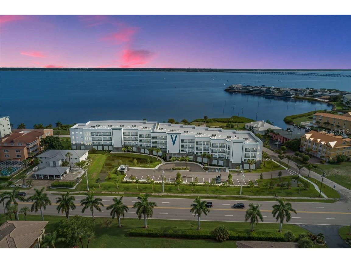 1425 Park Beach Cir #1411 Punta Gorda FL 33950 C7449072 image1