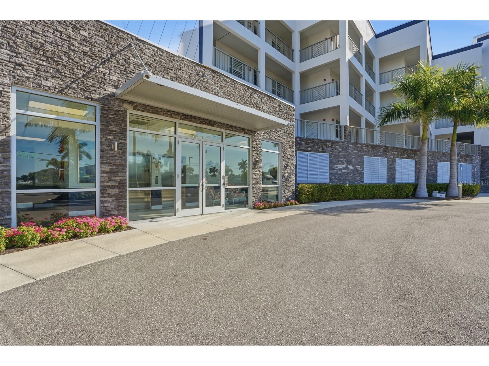 1425 Park Beach Circle #124 Punta Gorda FL 33950 - CHARLOTTE HARBOR C7523629 image5