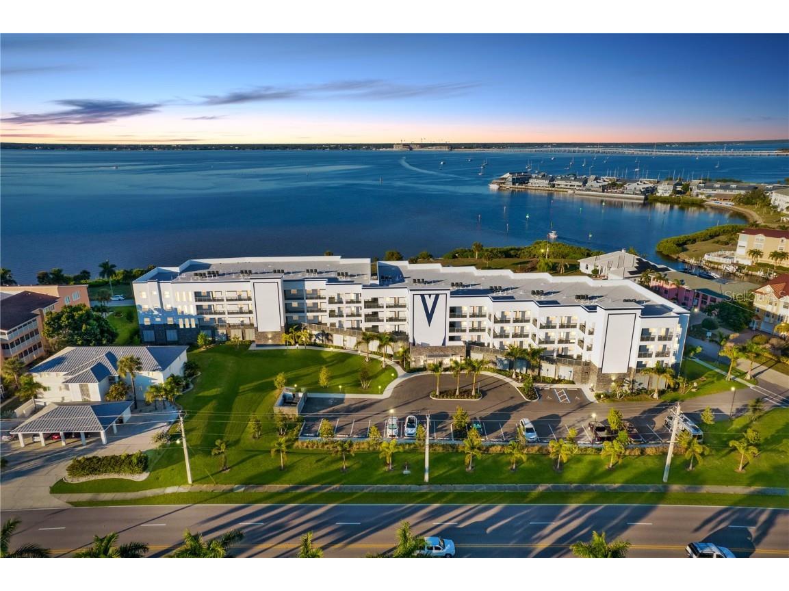 1425 Park Beach Circle #127 Punta Gorda FL 33950 - CHARLOTTE HARBOR C7498164 image1