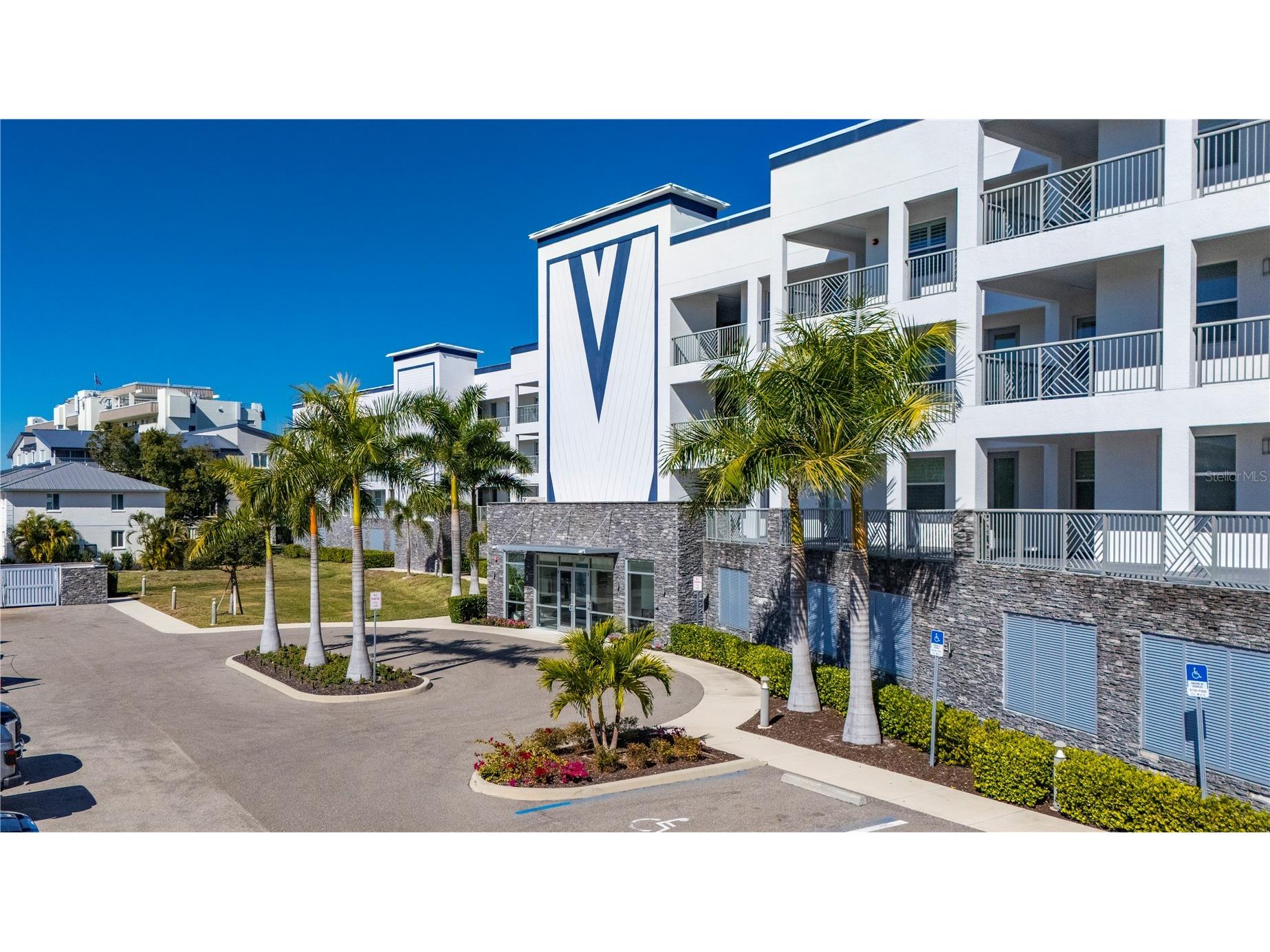 1425 Park Beach Circle #1310 Punta Gorda FL 33950 C7521396 image2