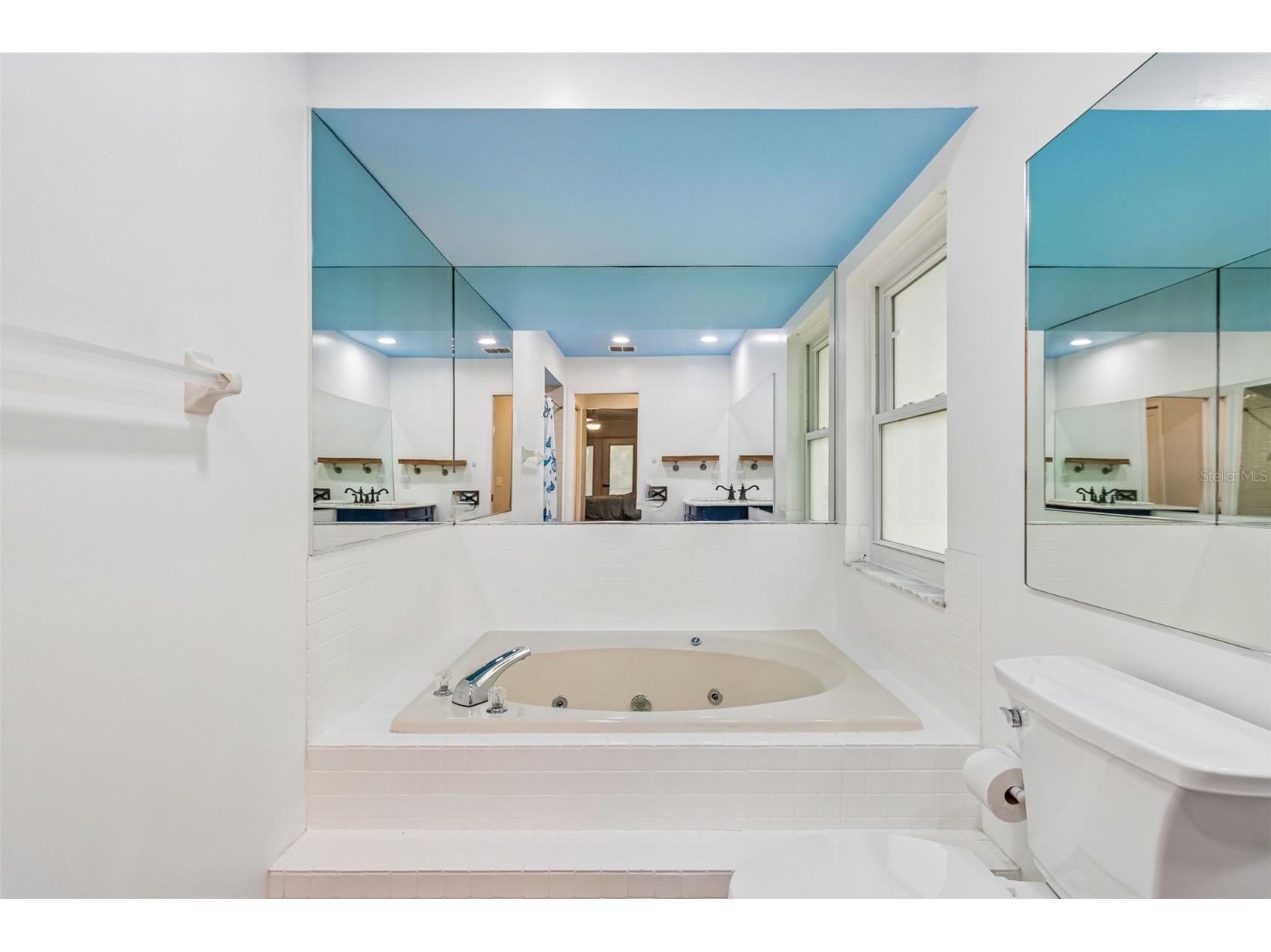 1425 Poinsettia Avenue Tarpon Springs FL 34689 TB8517370 image20