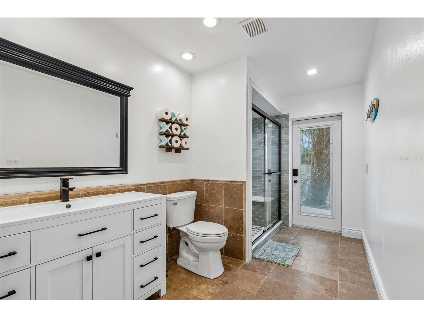 1425 Poinsettia Avenue Tarpon Springs FL 34689 TB8517370 image25