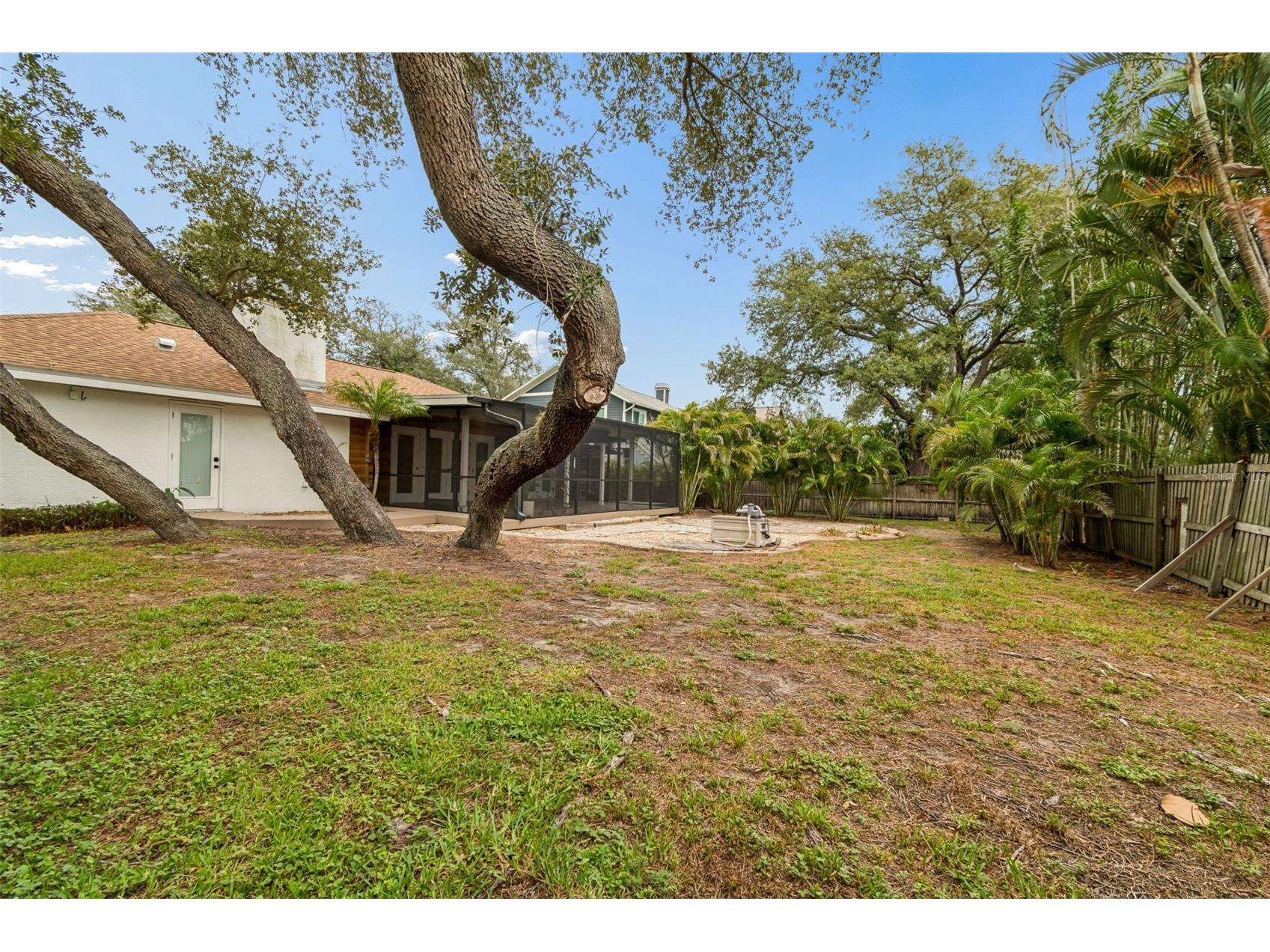1425 Poinsettia Avenue Tarpon Springs FL 34689 TB8517370 image32