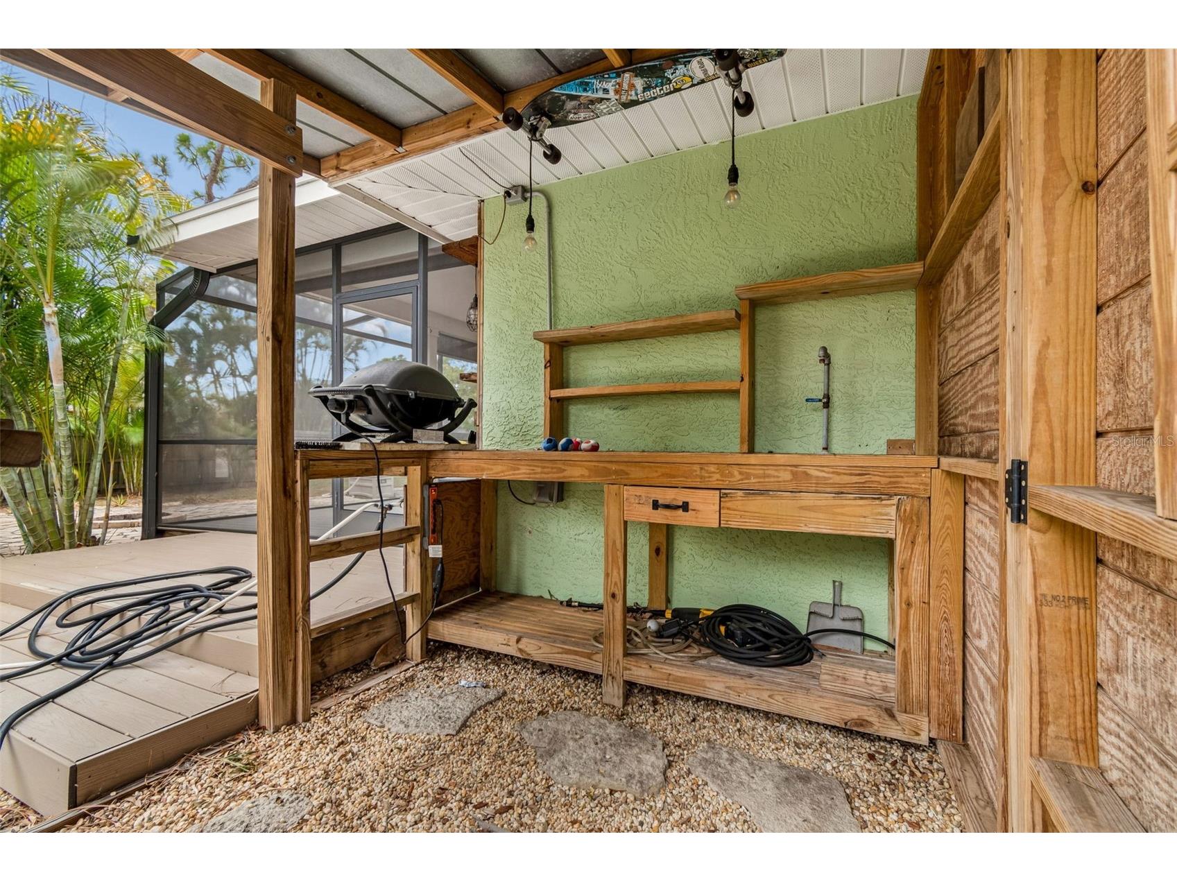 1425 Poinsettia Avenue Tarpon Springs FL 34689 TB8517370 image35