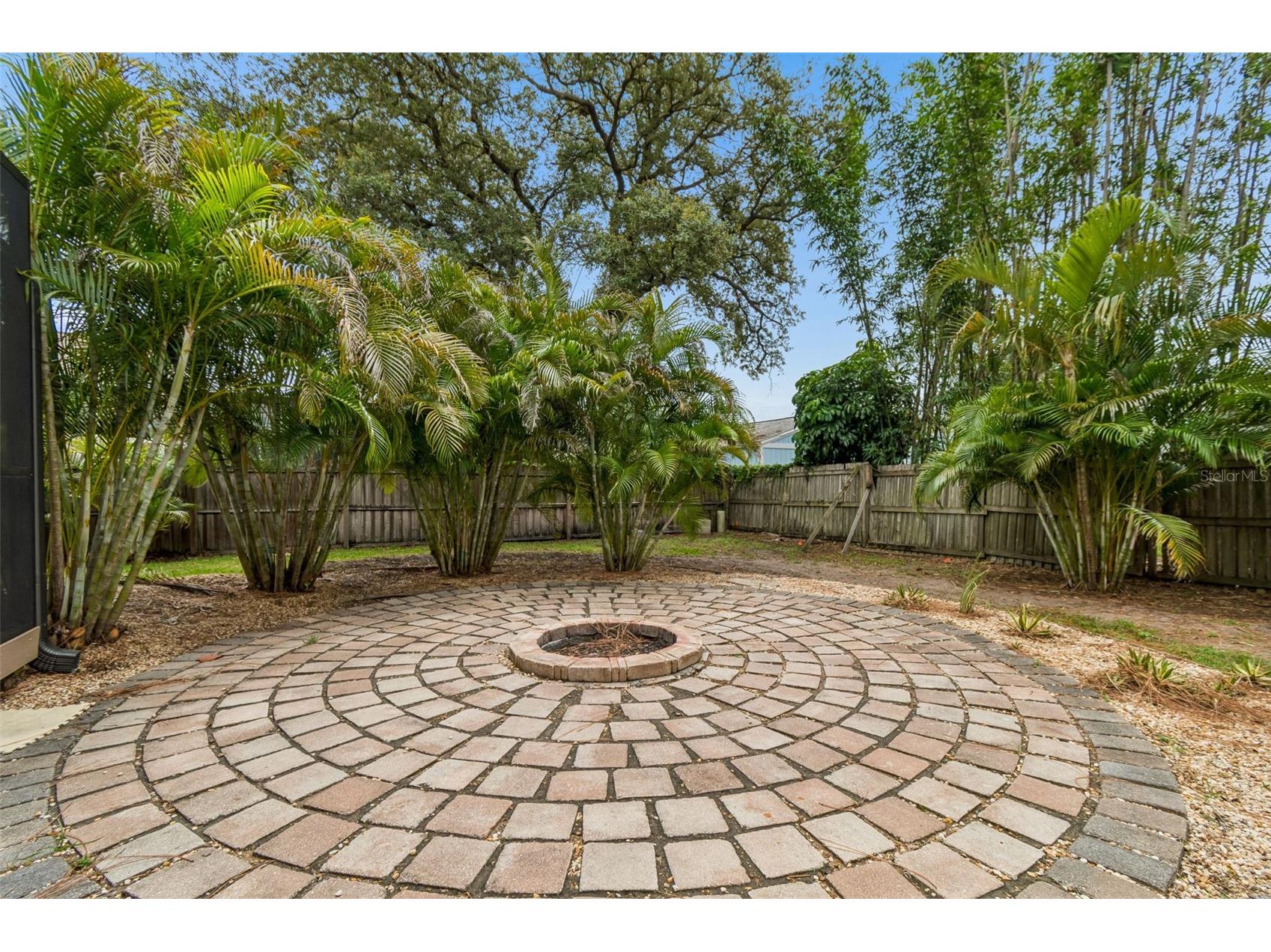 1425 Poinsettia Avenue Tarpon Springs FL 34689 TB8517370 image37