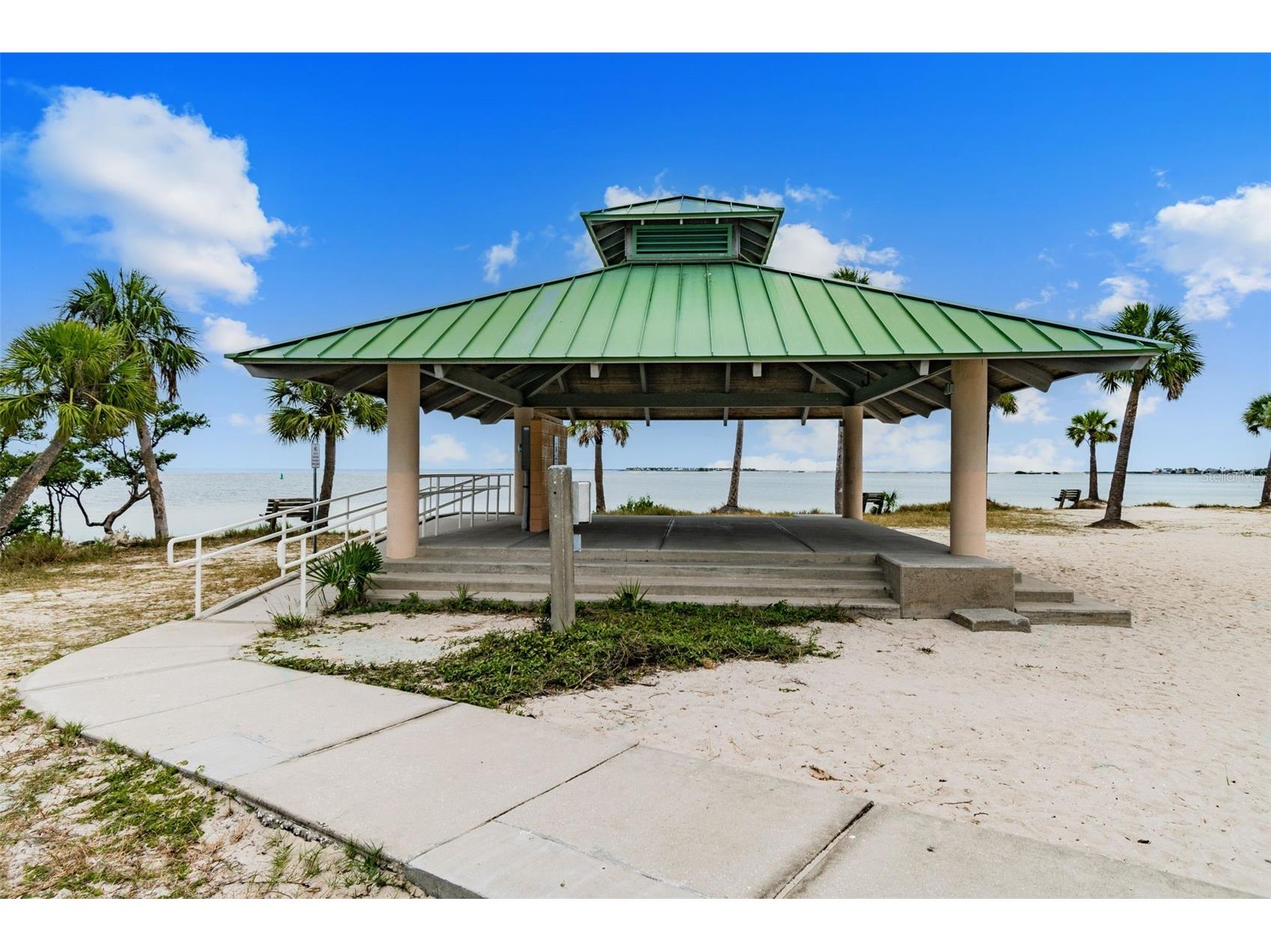 1425 Poinsettia Avenue Tarpon Springs FL 34689 TB8517370 image47