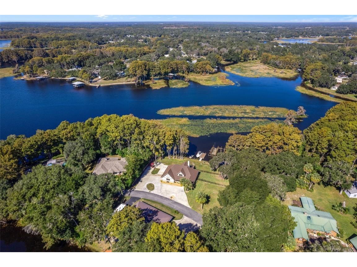 1425 S Homestead Point Inverness FL 34450 - BIG LAKE HENDERSON W7881106 image3