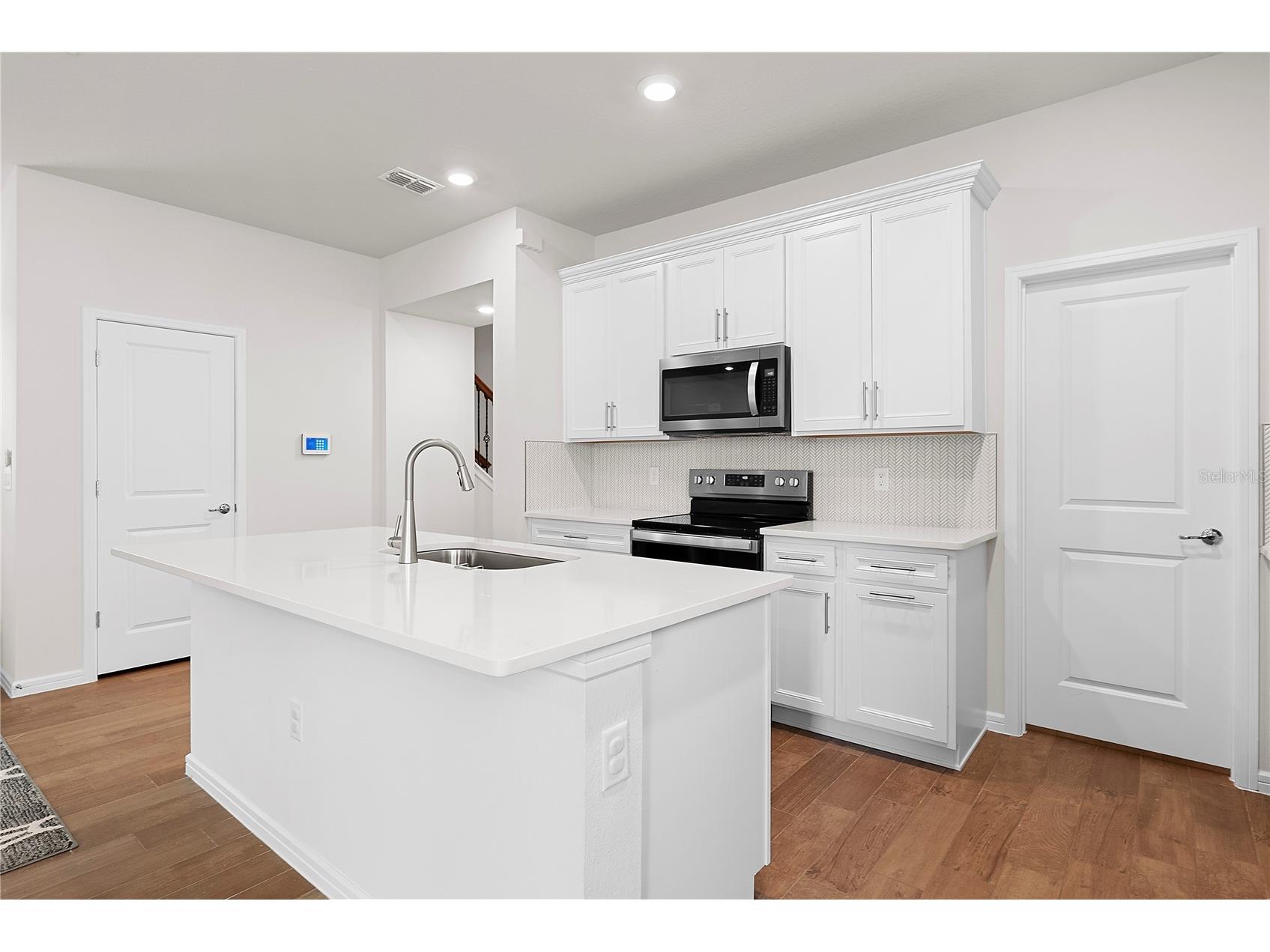 14250 Lanikai Beach Drive Orlando FL 32827 O6412479 image7