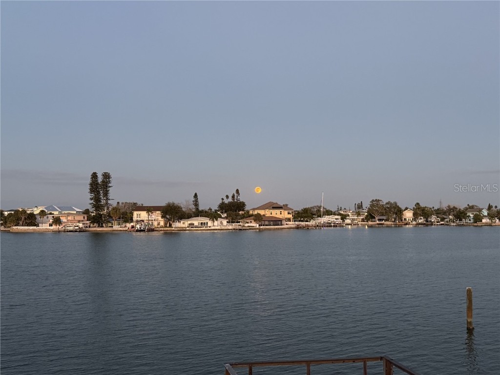 14257 N Bayshore Drive Madeira Beach FL 33708 - BOCA CIEGA BAY TB8428268 image10