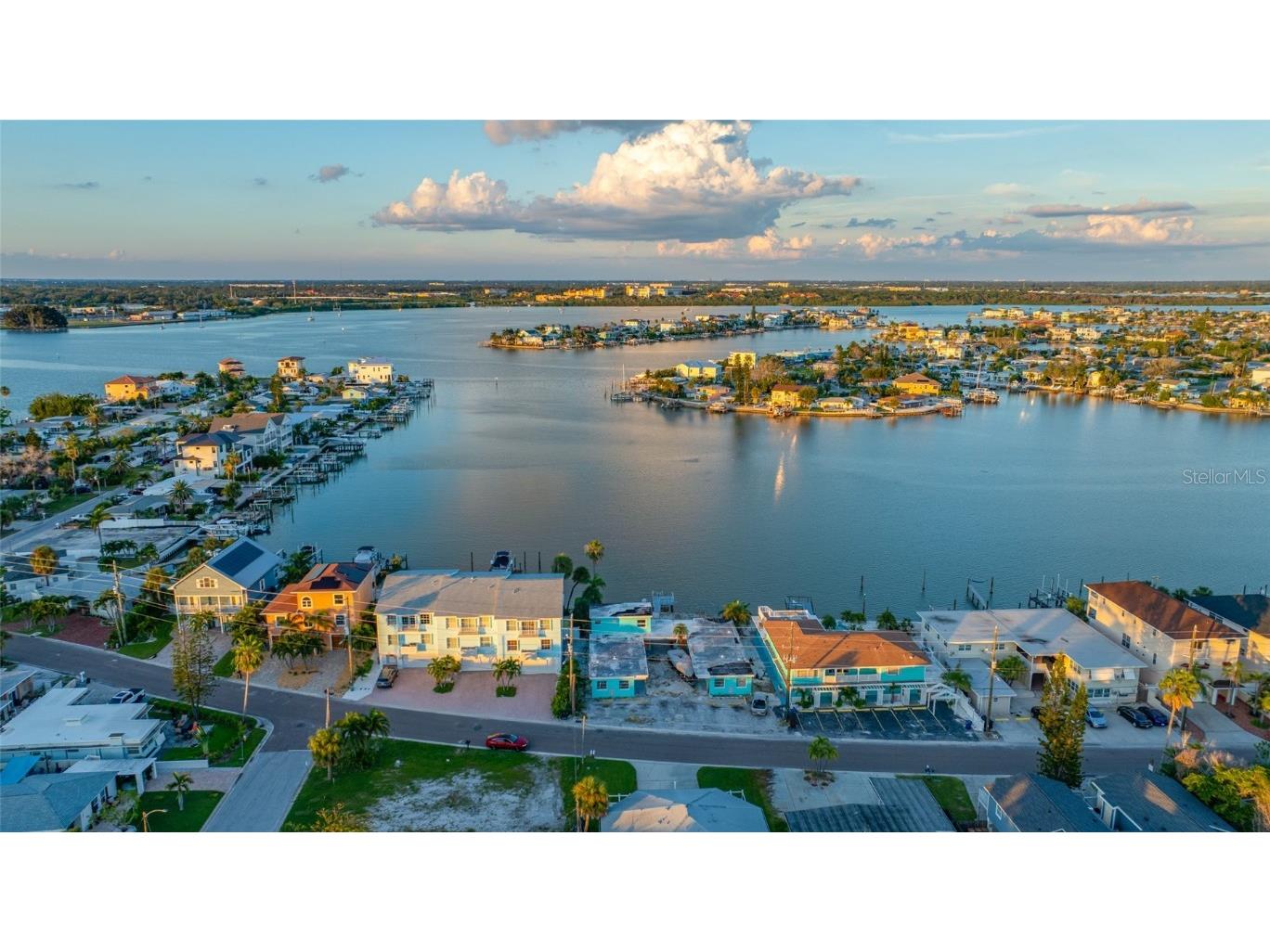 14257 N Bayshore Drive Madeira Beach FL 33708 - BOCA CIEGA BAY TB8428268 image6