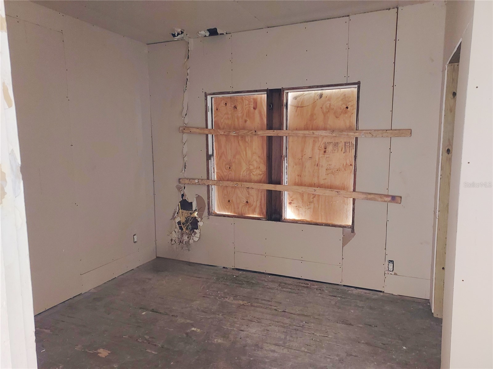 1426 17th Street W Bradenton FL 34205 TB8486387 image7