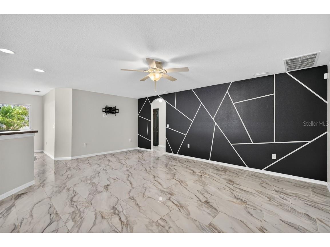 1426 Blossom Bayou Circle Ruskin FL 33570 TB8435878 image2