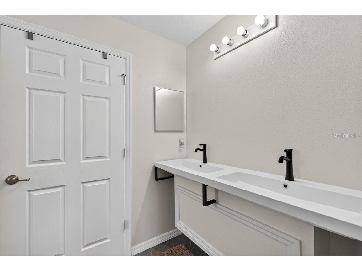 1426 Blossom Bayou Circle Ruskin FL 33570 TB8435878 image23