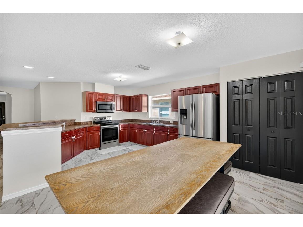 1426 Blossom Bayou Circle Ruskin FL 33570 TB8435878 image9