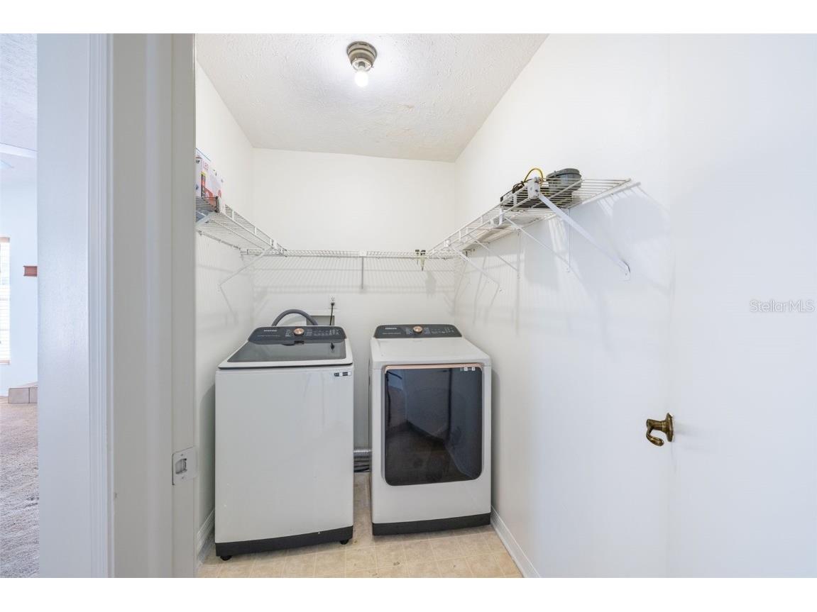 1426 Buckner Road Valrico FL 33596 TB8384593 image35