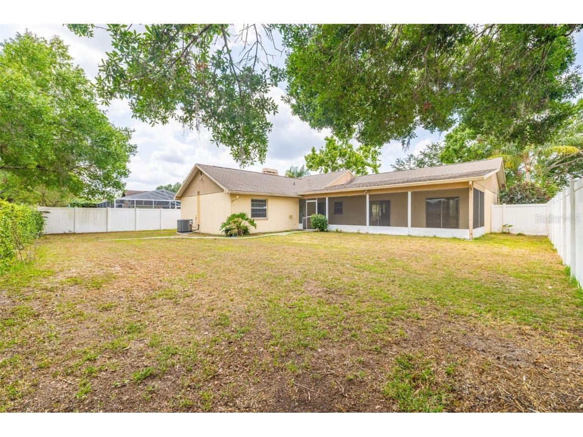 1426 Buckner Road Valrico FL 33596 TB8384593 image39