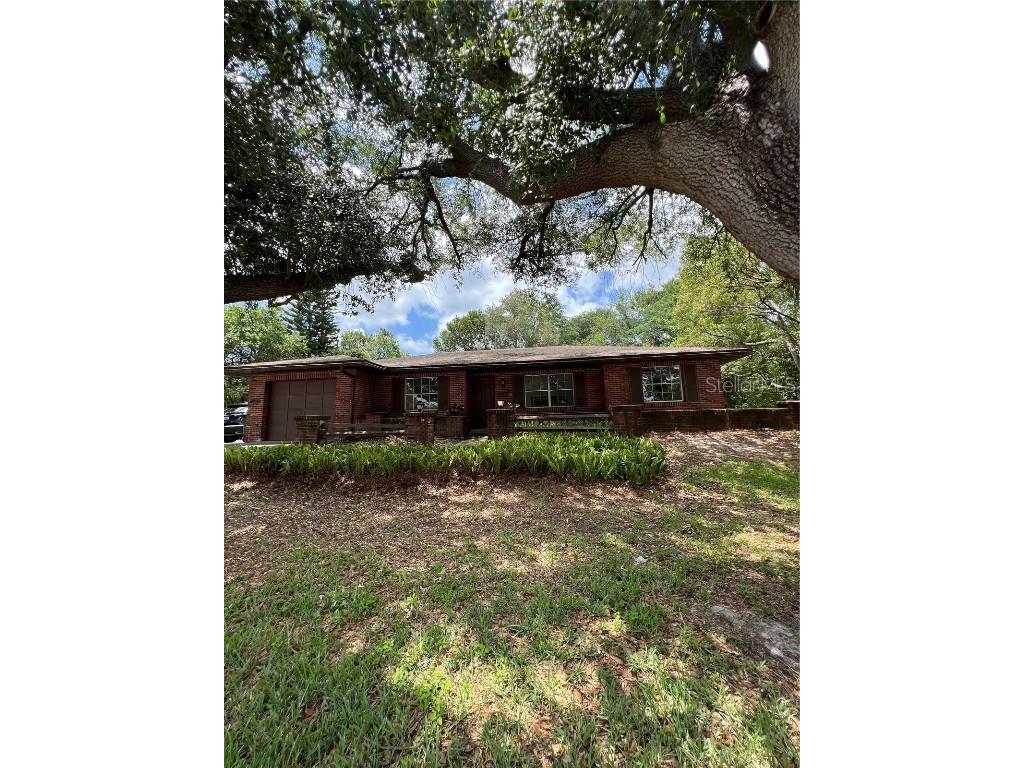 1426 Deltona Boulevard Deltona FL 32725 V4930217 image1