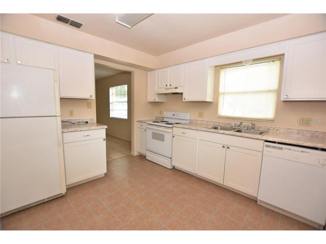 1426 E Fern Road Lakeland FL 33801 L4961767 image3